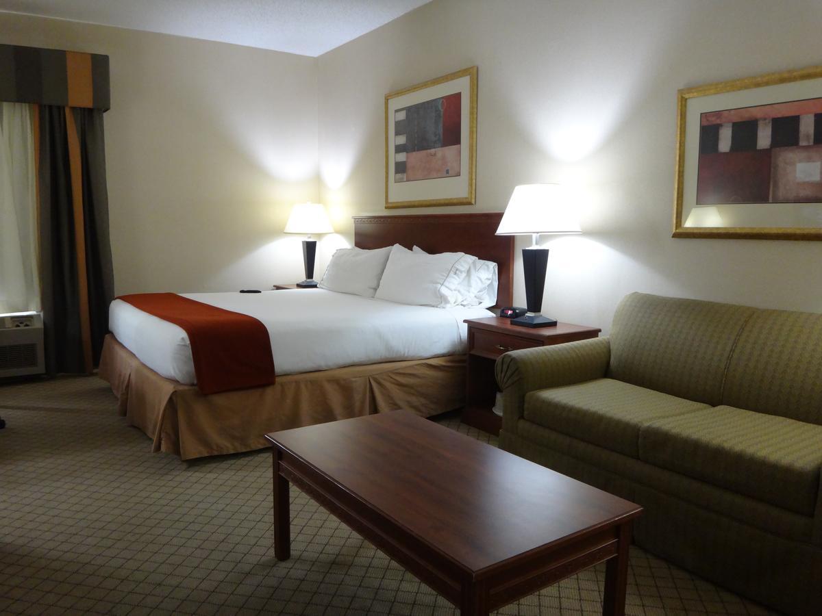 Windsor Inn & Suites Dodge City Bagian luar foto