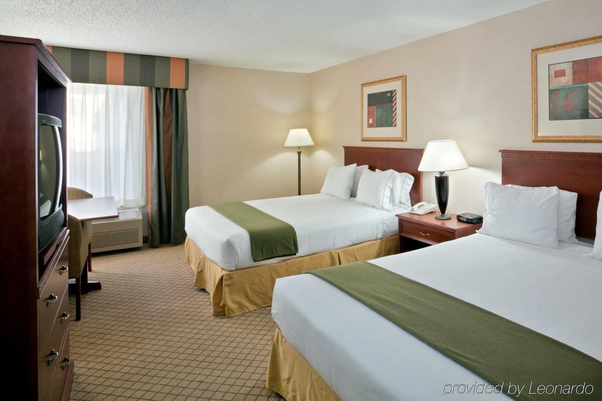 Windsor Inn & Suites Dodge City Ruang foto